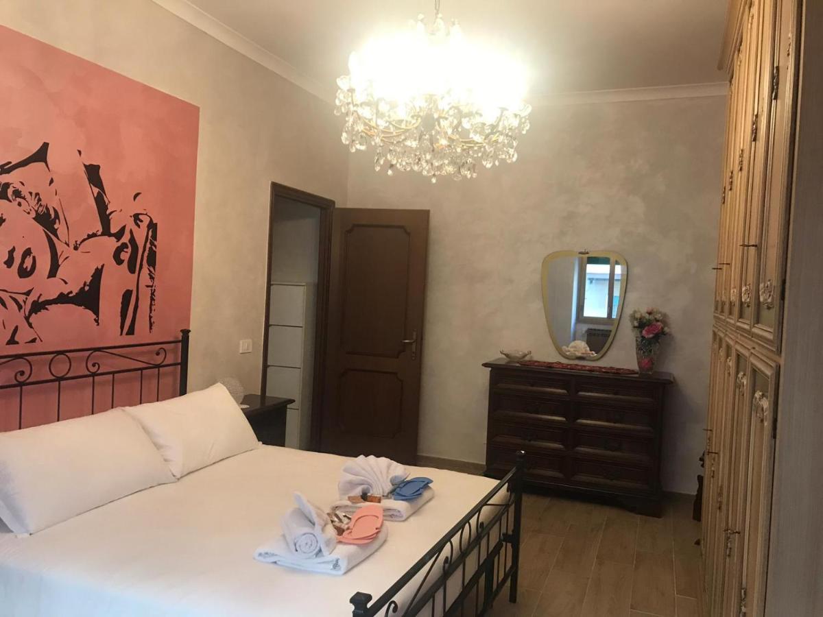 Casa Vacanza La Signorina Рим Екстериор снимка